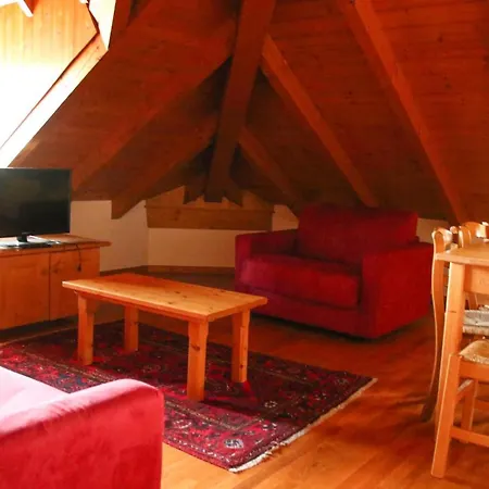 Otel Aurora-garni