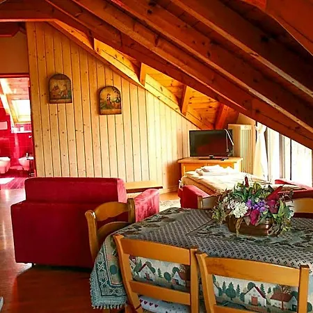 Aurora Hotel