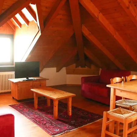 Aurora-garni Otel 2*