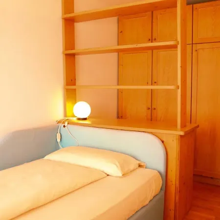 Otel Aurora-garni